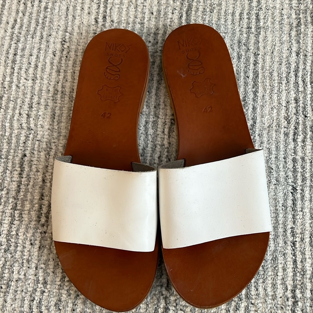 Leather sandals